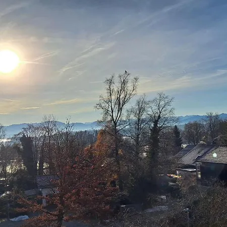 Mit Sonnenaufgang Und Ruhiger Innenhof Obergeschoss Bei Koberstein Homestay