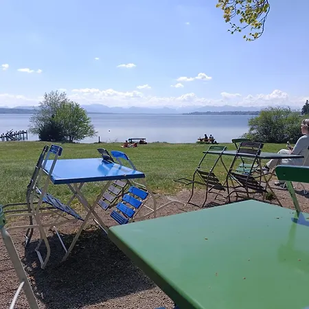 Zimmer Mit Sonnenaufgang, Minibar, Ventilator Und Ruhiger Innenhof Obergeschoss Bei Koberstein * Tutzing