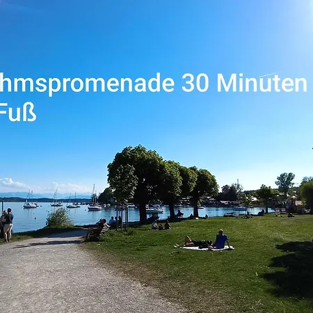 Homestay Nichtraucher-zimmer, Privatunterkunft, Mit Sonnenaufgang, Kuehlschrank, Mikrowelle, Ventilator Und Ruhiger Innenhof Obergeschoss Bei Koberstein